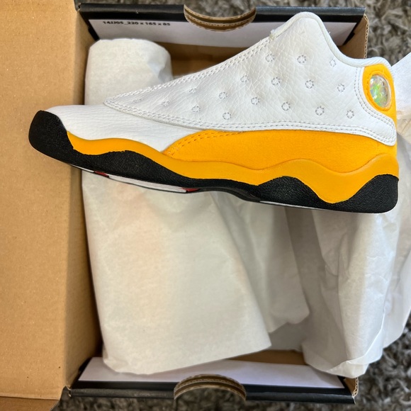 COPY - Little kids Air Jordan’s - Picture 3 of 5